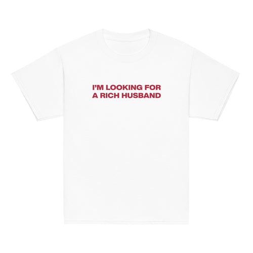 LOOKING FOR A RICH HUSBAND